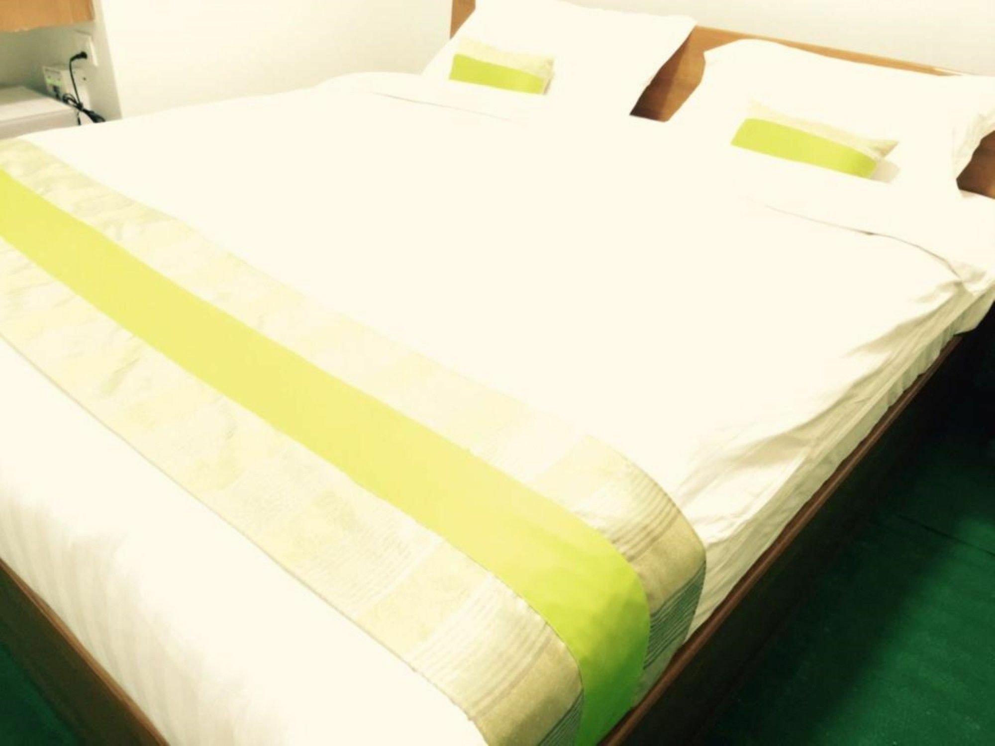 Green Days Inn Mandalay Exterior foto